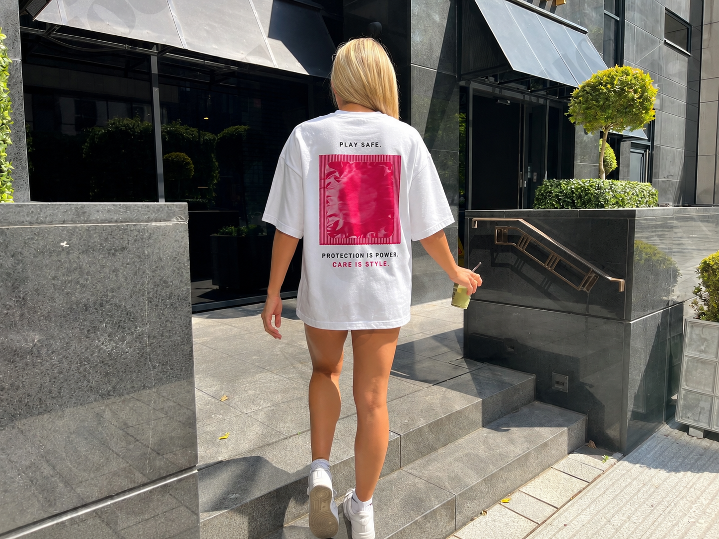 CARE IS STYLE, BELA